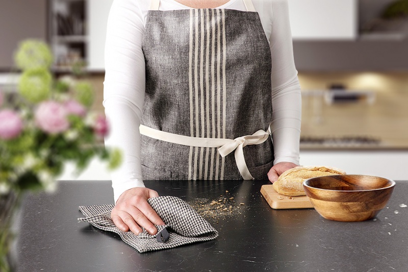 Как ухаживать за корпусной и мягкой мебелью