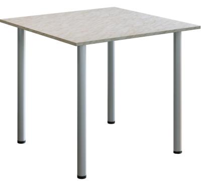 Стол обеденный квадратный