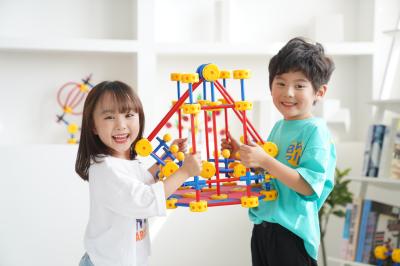 Thinkertoy набор для группы 4-5 лет