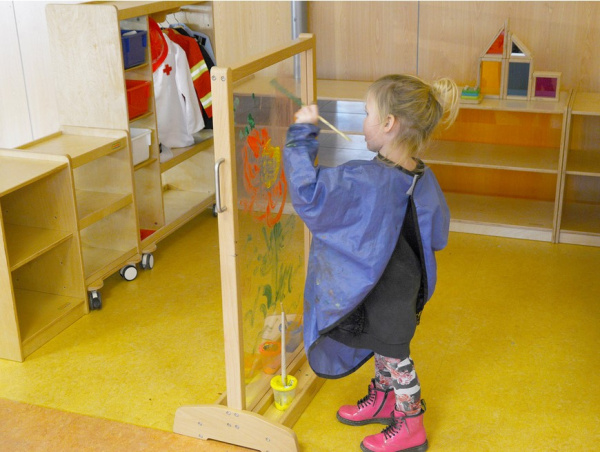 Мольберт напольный