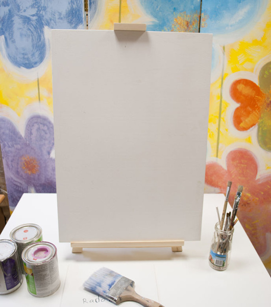 Карлито: настольный вариант мольберта-лиры Карл