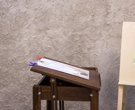 Темный Арландо: наклонный стол для рисования в темной тонировке