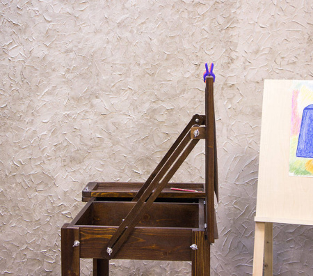 Темный Арландо: наклонный стол для рисования в темной тонировке