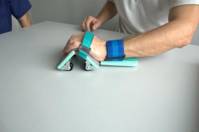  Тренажер для кисти и предплечья "Машина"