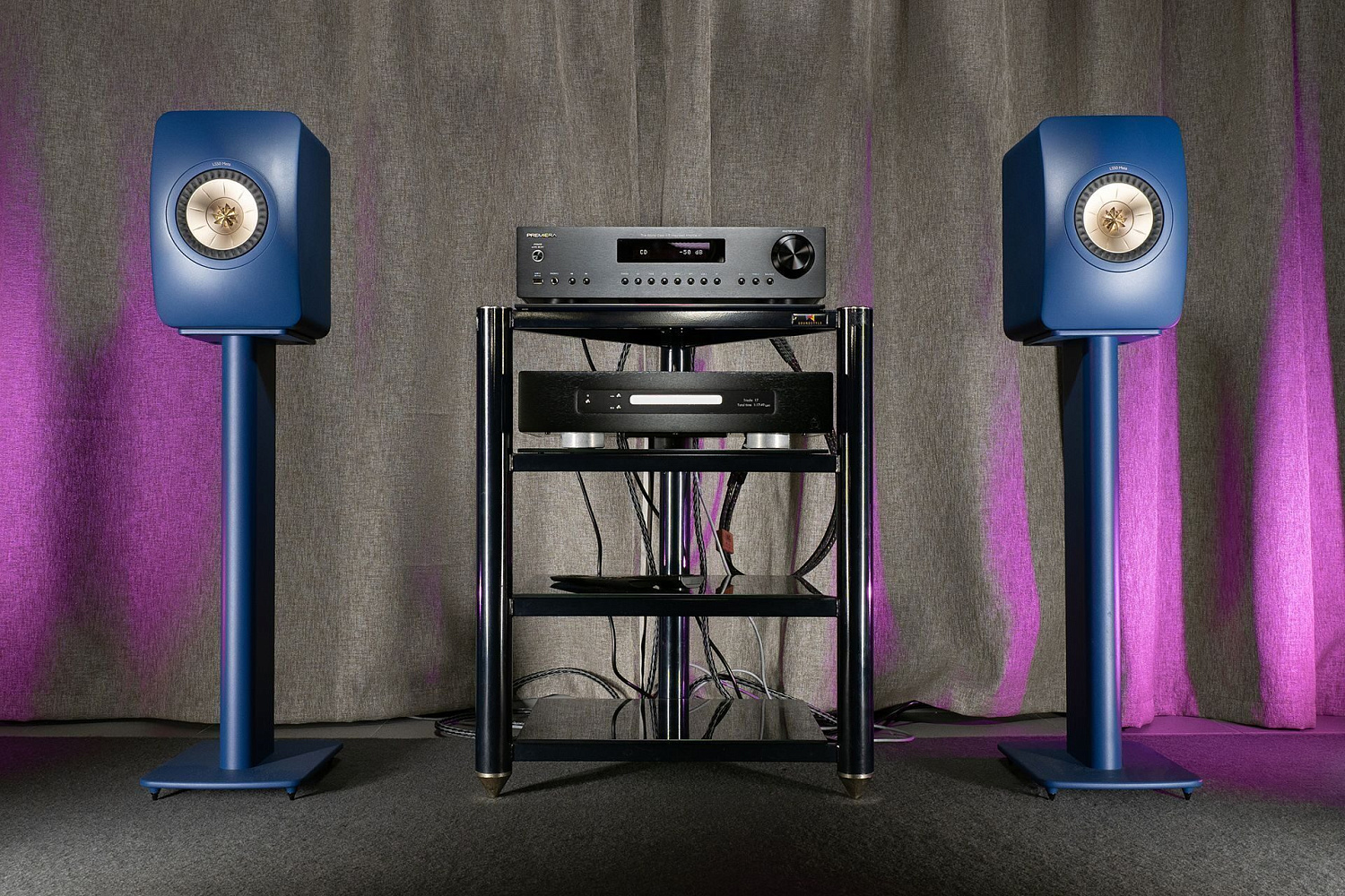 Обзор. Интегральный усилитель Premiera A1: аппарат с одним условием