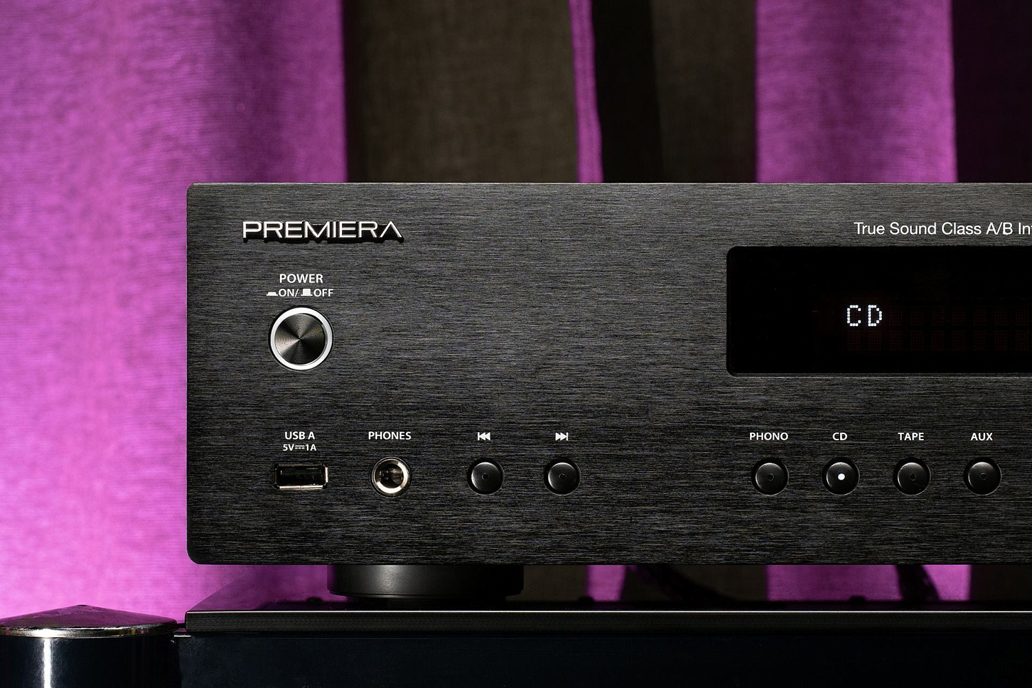 Обзор. Интегральный усилитель Premiera A1: аппарат с одним условием