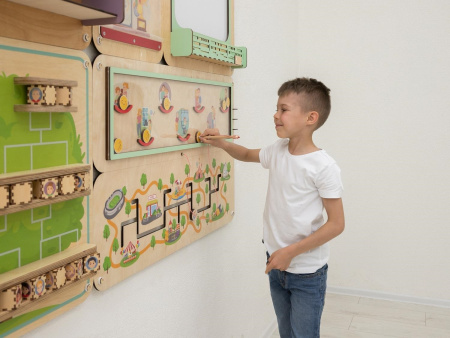 Дидактическая настенная панель «Семейные ценности »