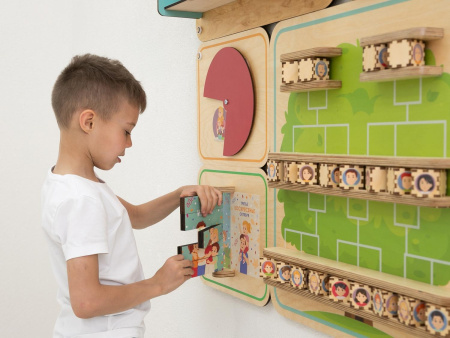 Дидактическая настенная панель «Семейные ценности »